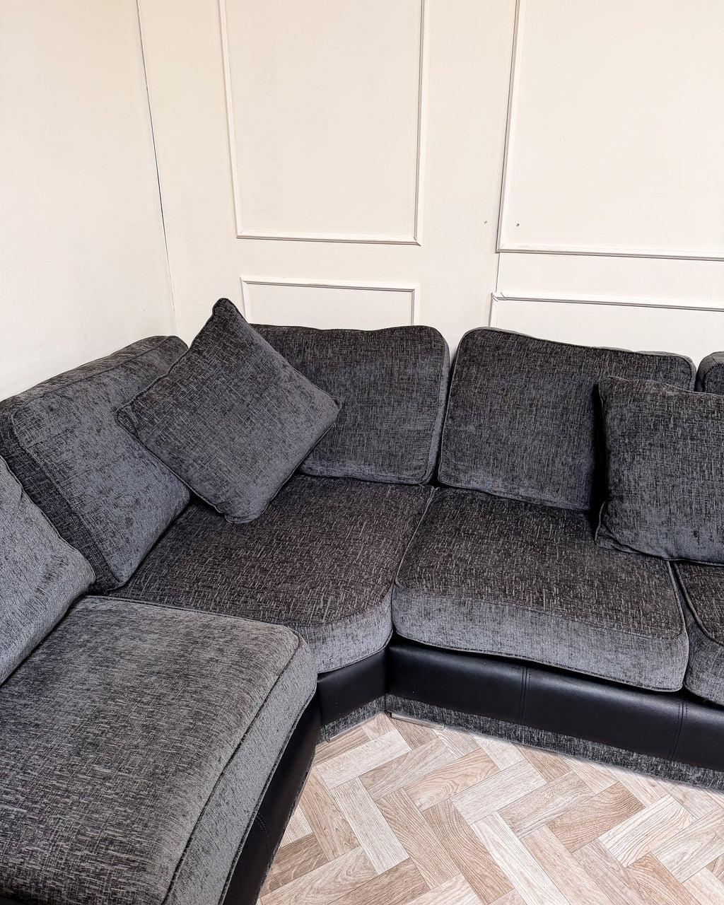 Grey Corner Sofa (Left-Hand Facing)